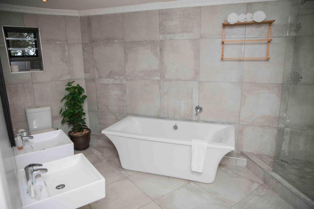 Palmwood Guesthouse Amanzimtoti Luaran gambar