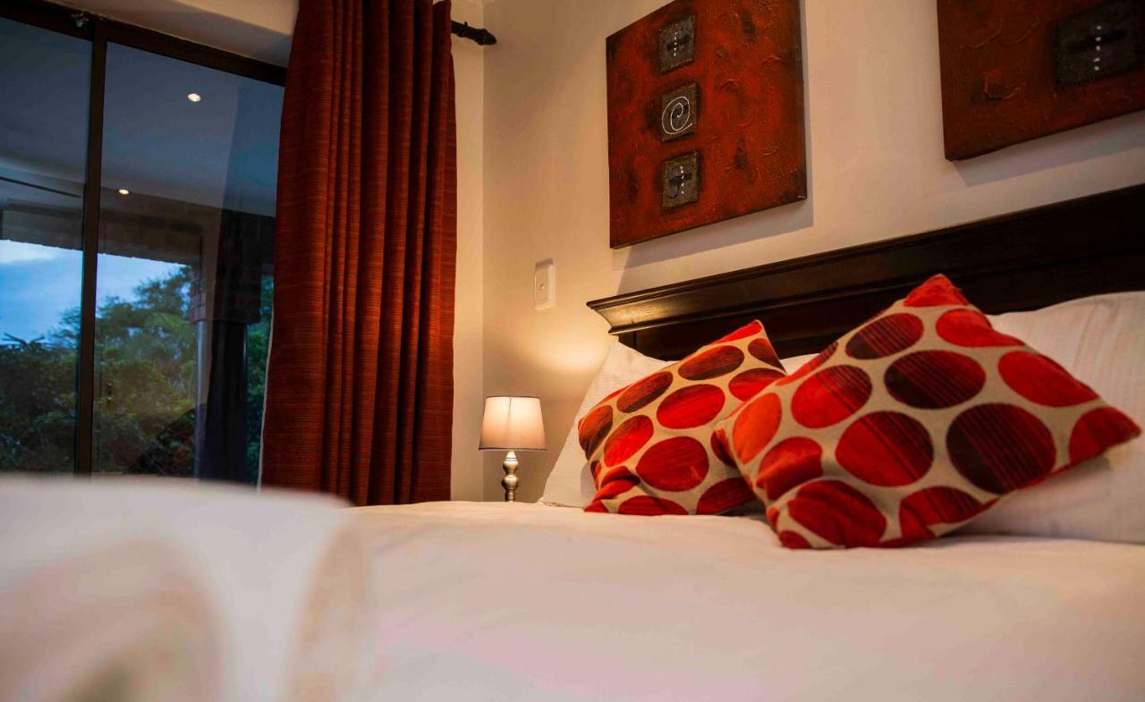 Palmwood Guesthouse Amanzimtoti Luaran gambar